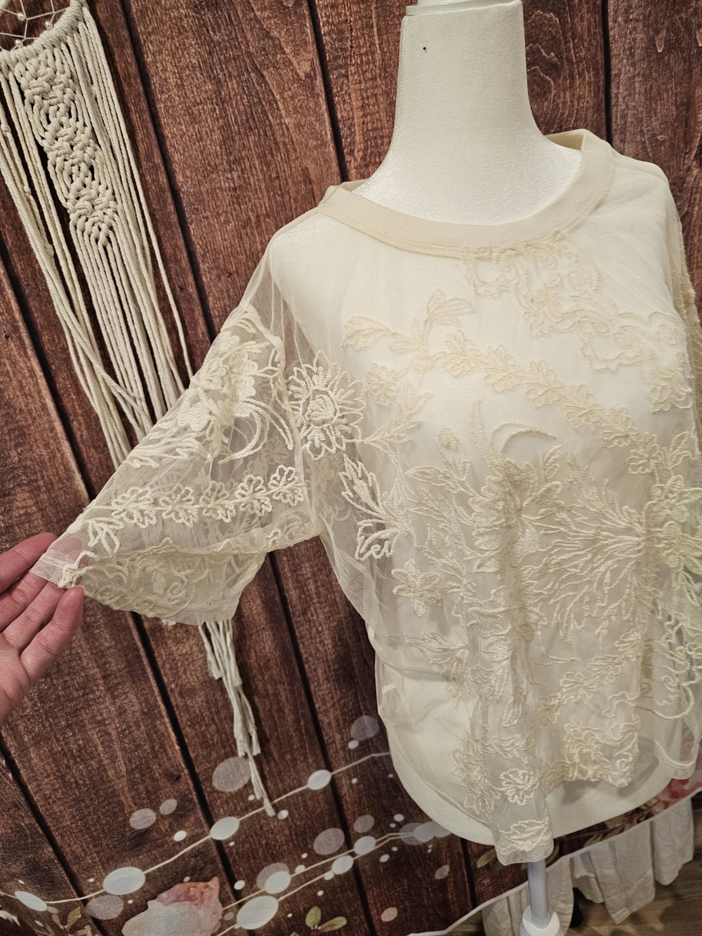 Anthropologie Sheer mesh embroidered top sm Fits To Lg - Picture 5 of 7